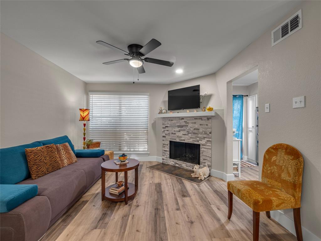 5200 Martel Avenue, Unit 27B Dallas, TX 75206 - Photo 10 of 33