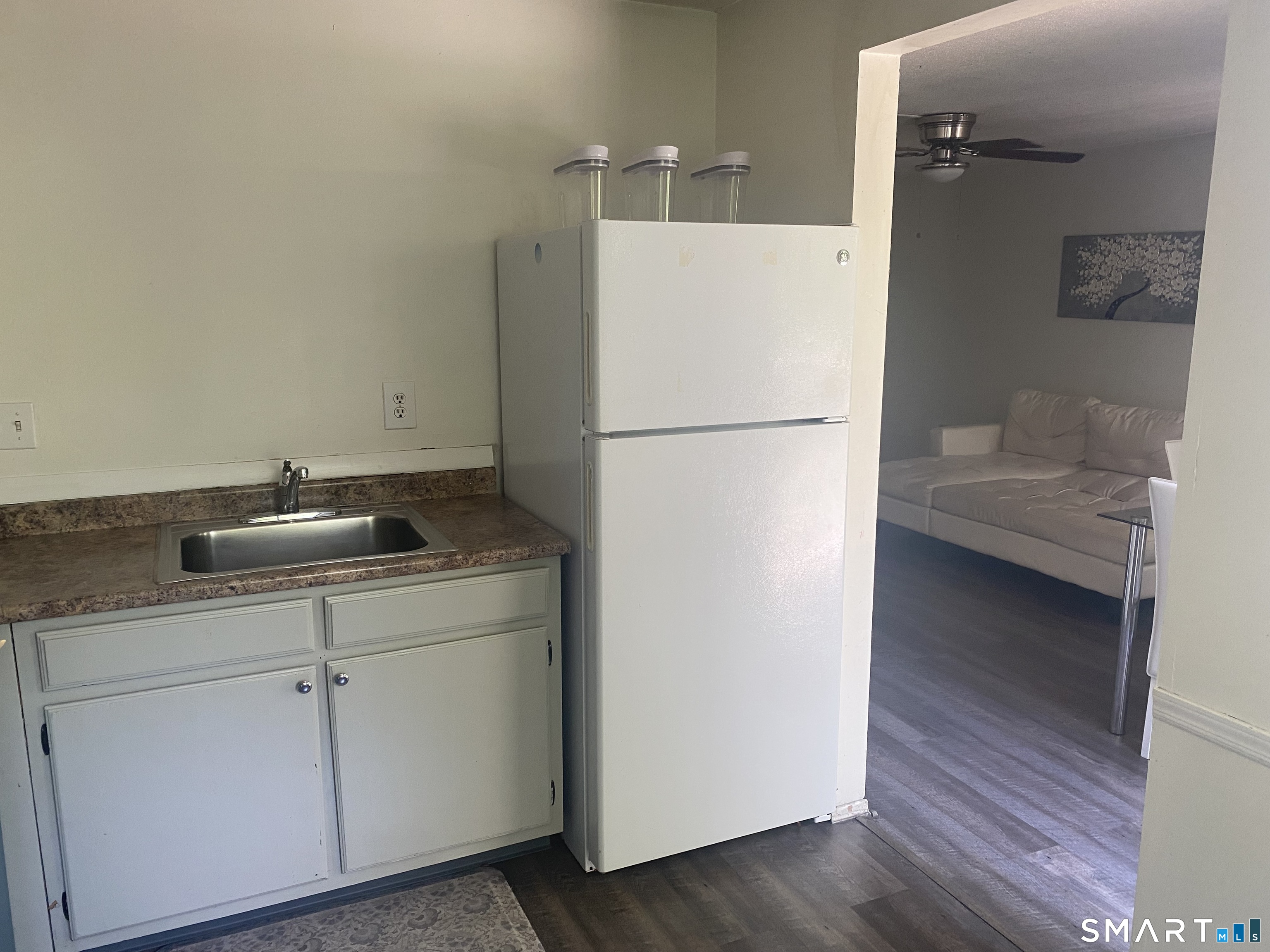 7 Padanaram Road, Unit J227 Danbury, CT 06811 - Photo 8 of 16