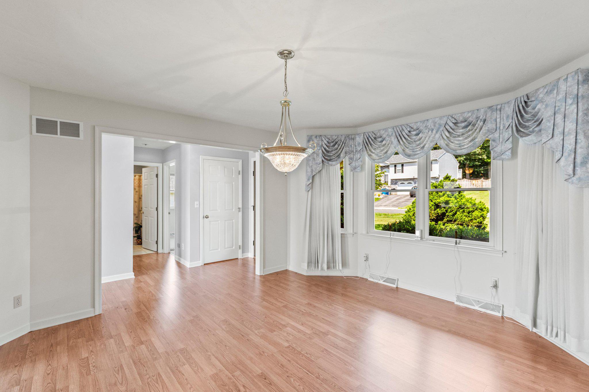 151 Overview Circle East Red Lion, PA 17356 - Photo 7 of 64 Dining Room