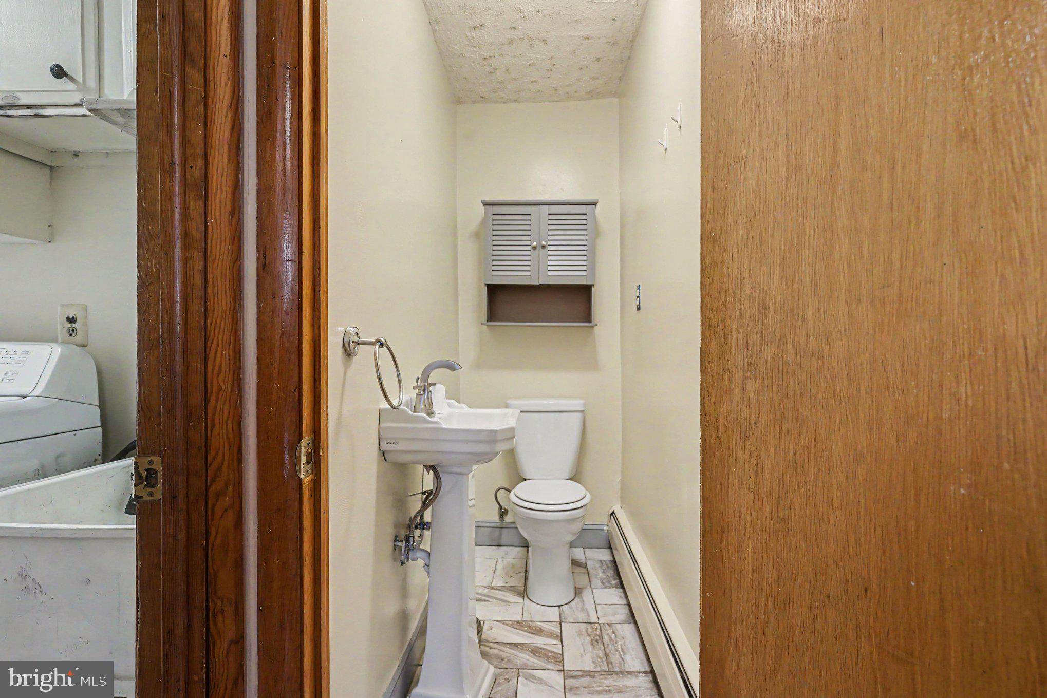 524 Highgate Road Norristown, PA 19403 - Photo 13 of 28