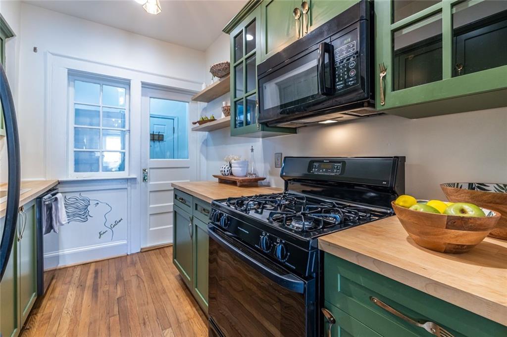 272 14th Street Northeast, Unit 8 Atlanta, GA 30361 - Photo 13 of 44