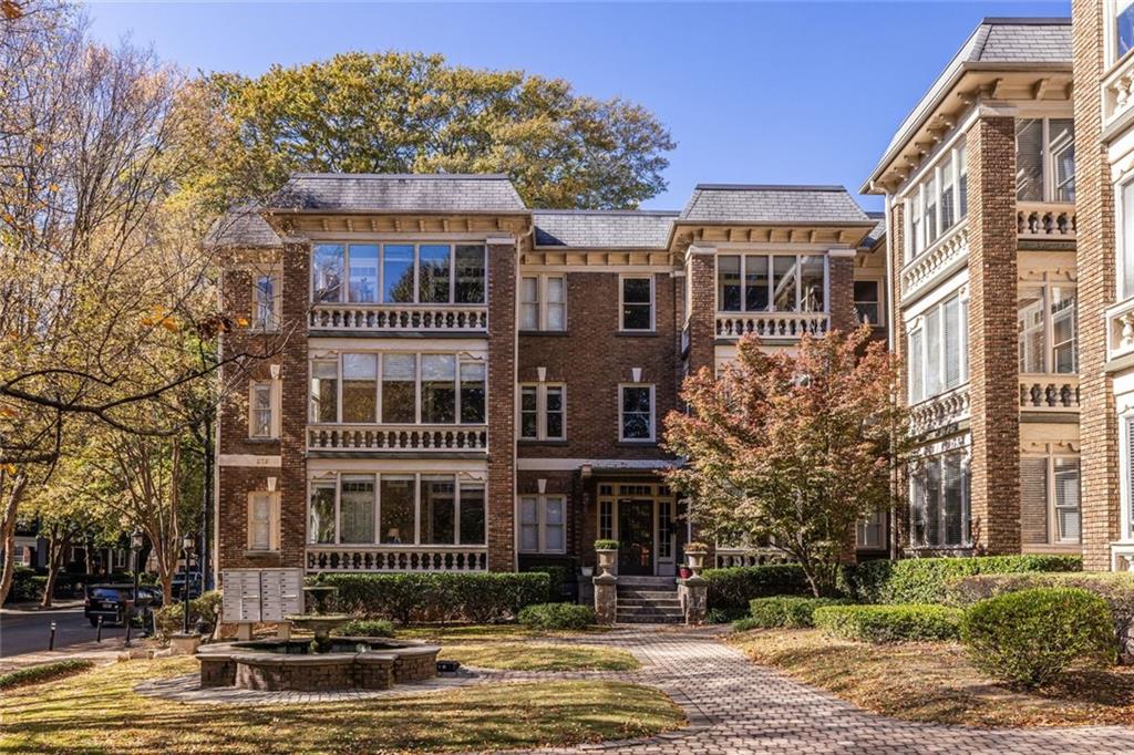 272 14th Street Northeast, Unit 8 Atlanta, GA 30361 - Photo 2 of 44