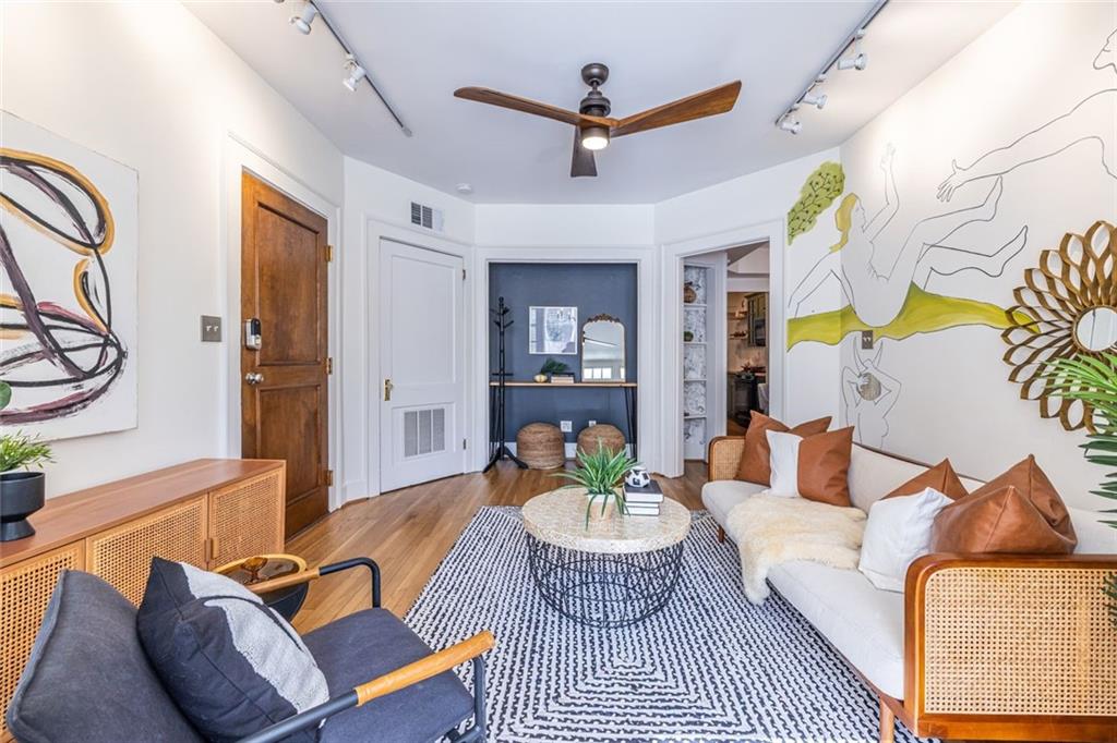 272 14th Street Northeast, Unit 8 Atlanta, GA 30361 - Photo 8 of 44