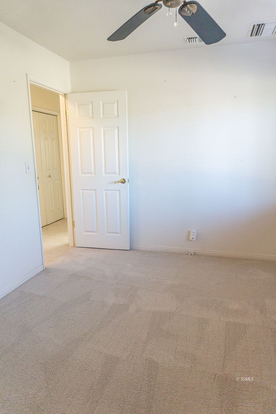 817 North Wildflower Street Ridgecrest, CA 93555 - Photo 34 of 44