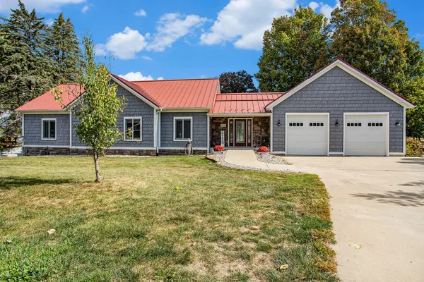 $850,000 | 1252 Cherokee Drive, Union City, MI 49094