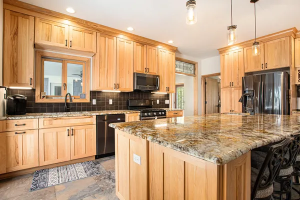 $850,000 | 1252 Cherokee Drive, Union City, MI 49094