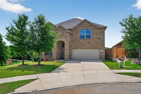 $3,200 | 3912 Crater Circle, Fort Worth, TX 76137