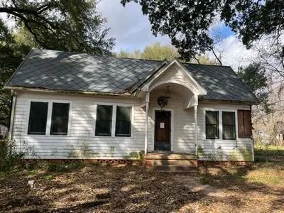 $12,500 | 616 South Holly Street, Bunkie, LA 71322