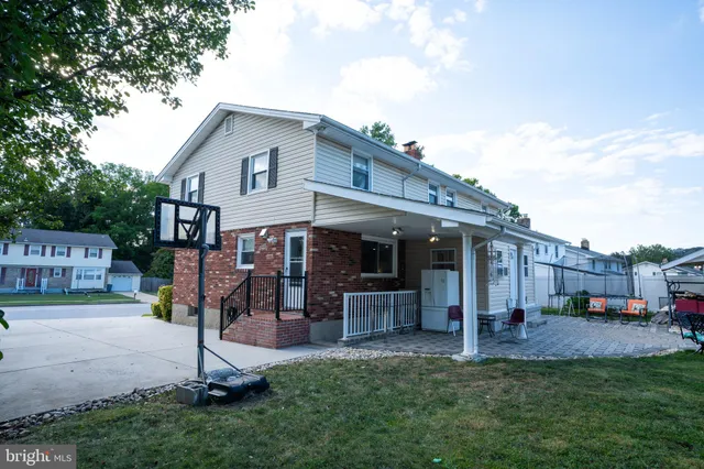 $525,000 | 10201 Greenside Drive, Cockeysville, MD 21030