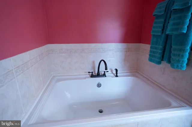 $525,000 | 10201 Greenside Drive, Cockeysville, MD 21030