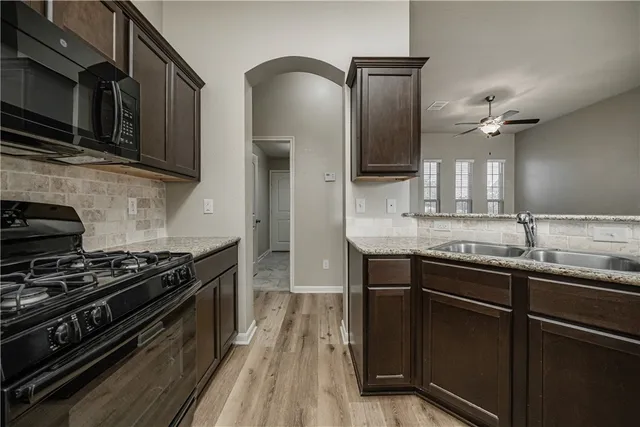 $259,900 | 1086 Venice Drive, Bryan, TX 77808