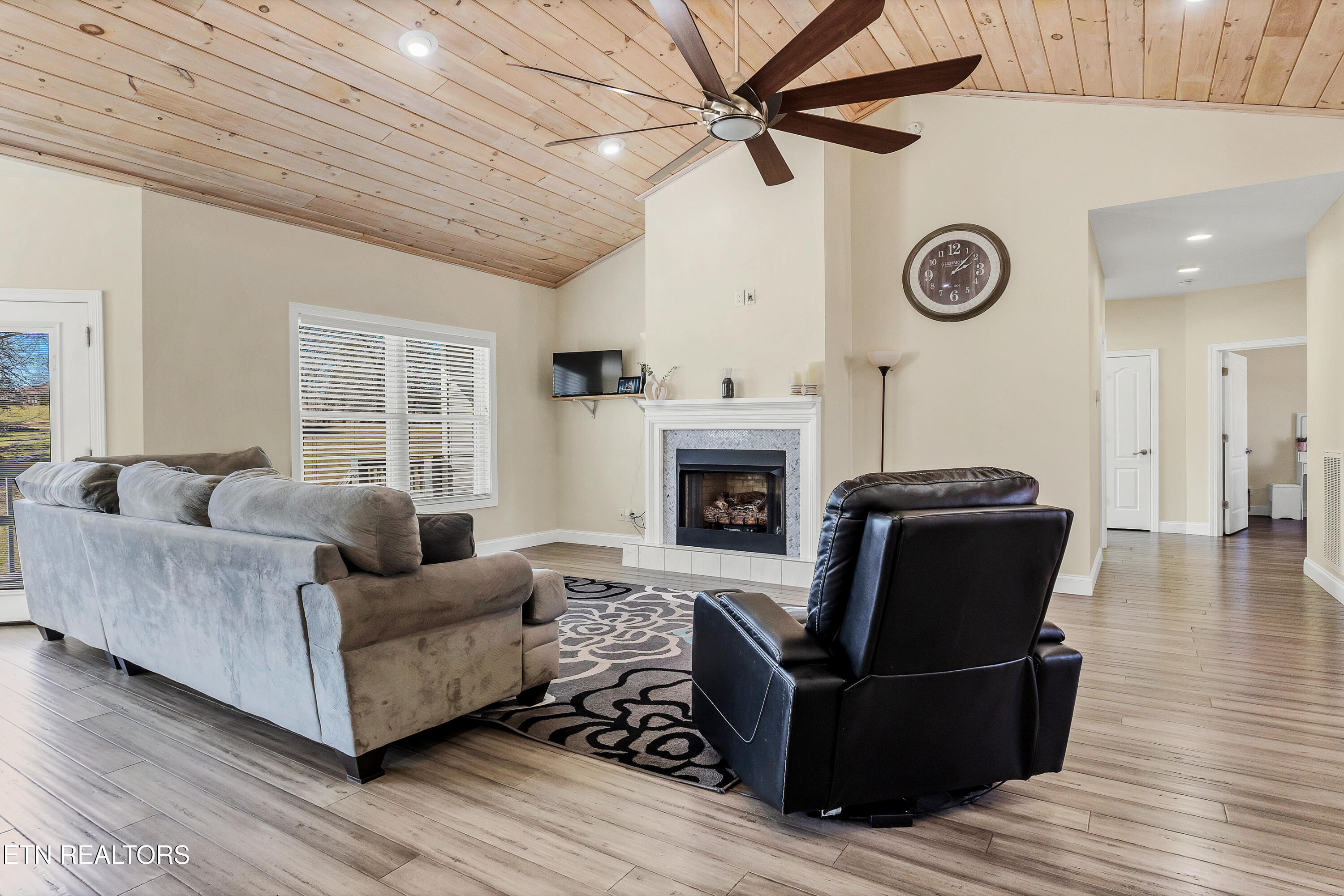 1322 Houston Springs Road Greenback, TN 37742 - Photo 6 of 38 DSC08138