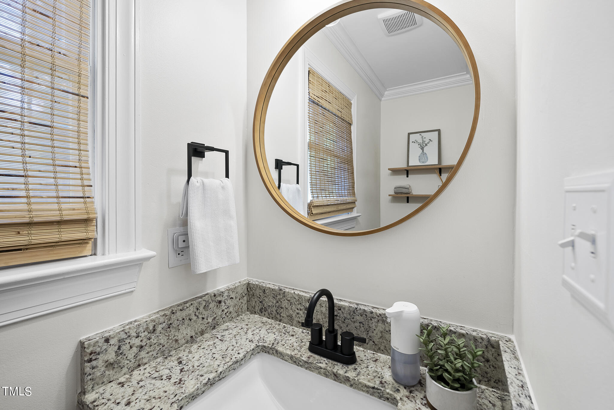 2821 Dahlgreen Road Raleigh, NC 27615 - Photo 13 of 28 DSC04361