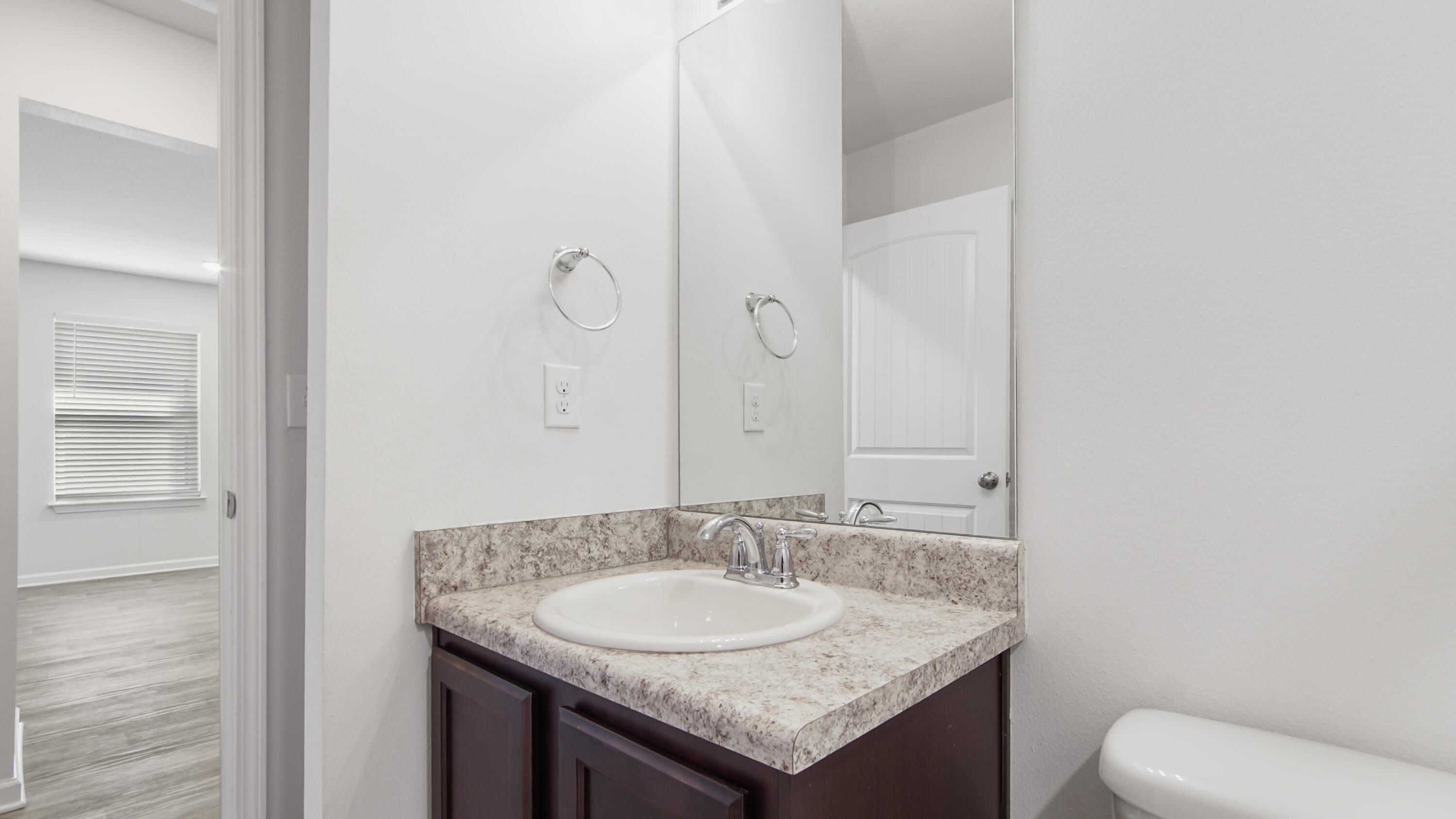 531 Earl Godwin Road Freeport, FL 32439 - Photo 25 of 57 DSC04127