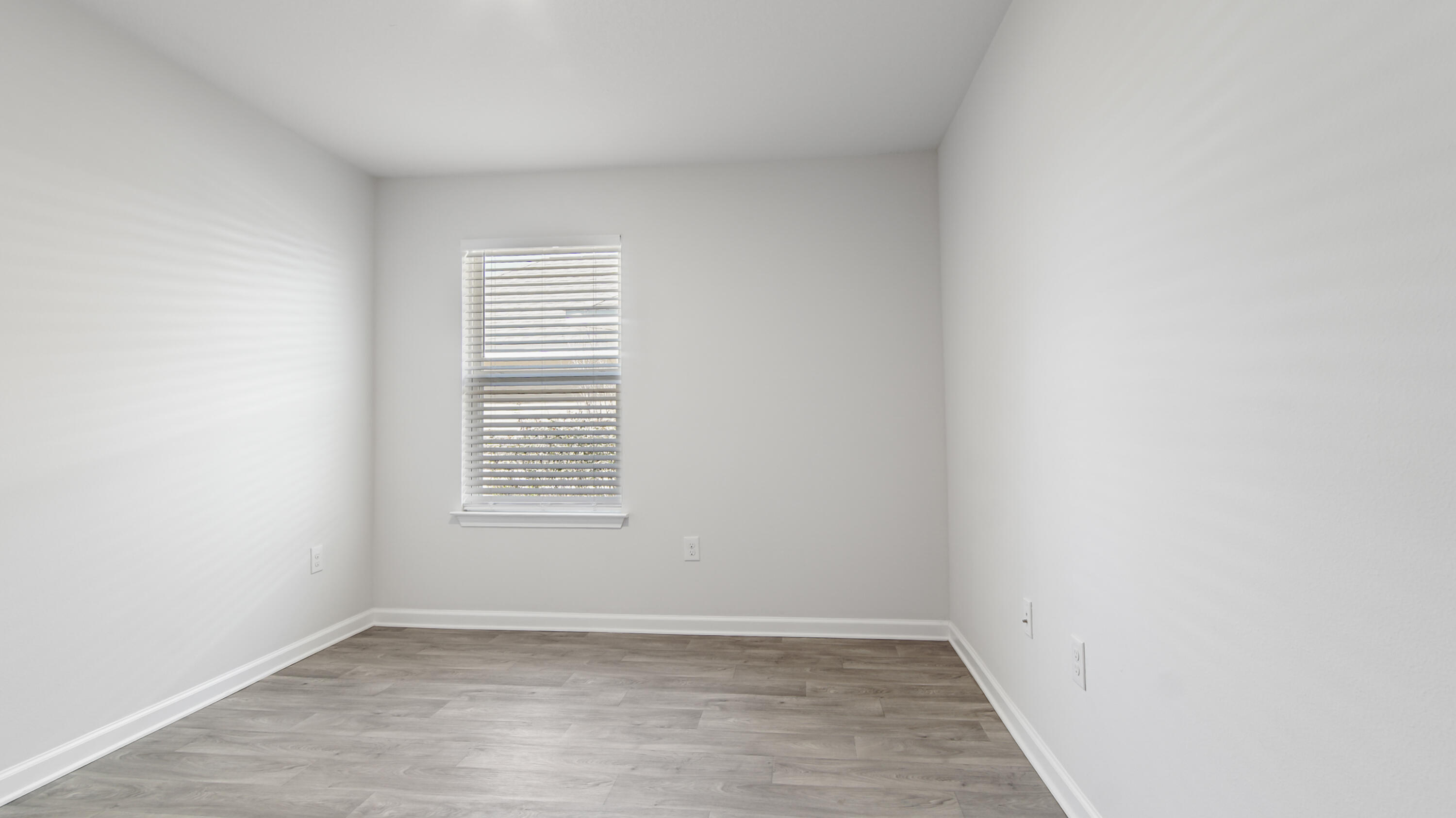 531 Earl Godwin Road Freeport, FL 32439 - Photo 28 of 57 DSC04148