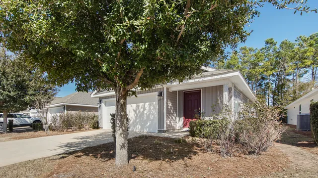 $299,999 | 531 Earl Godwin Road, Freeport, FL 32439