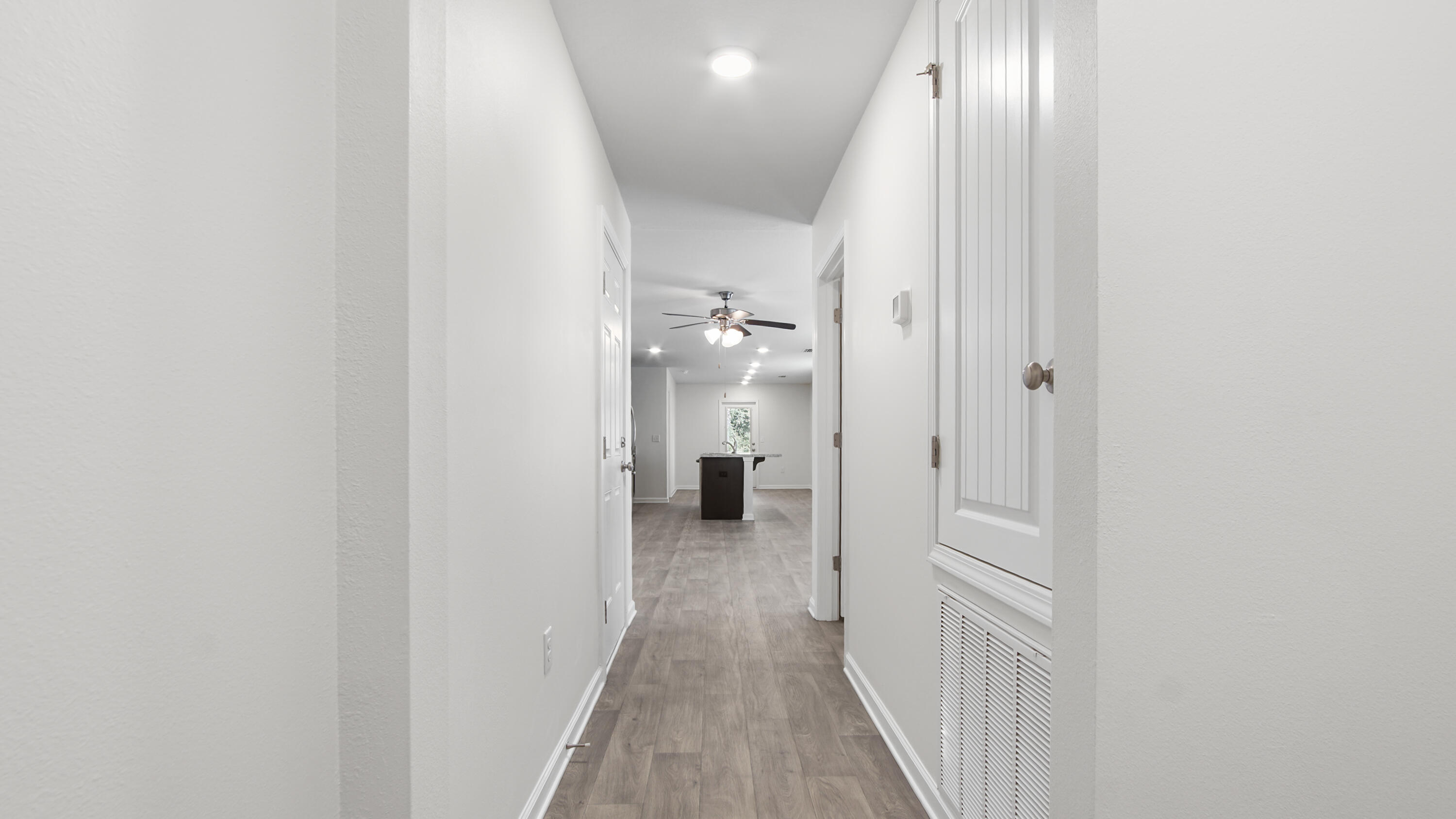 531 Earl Godwin Road Freeport, FL 32439 - Photo 4 of 57 DSC04031