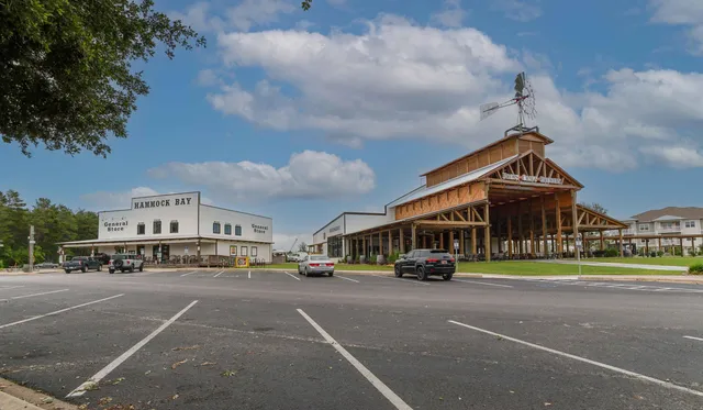 $299,999 | 531 Earl Godwin Road, Freeport, FL 32439