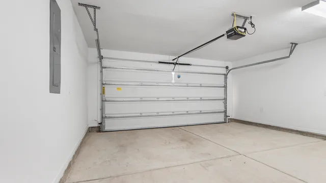 $299,999 | 531 Earl Godwin Road, Freeport, FL 32439