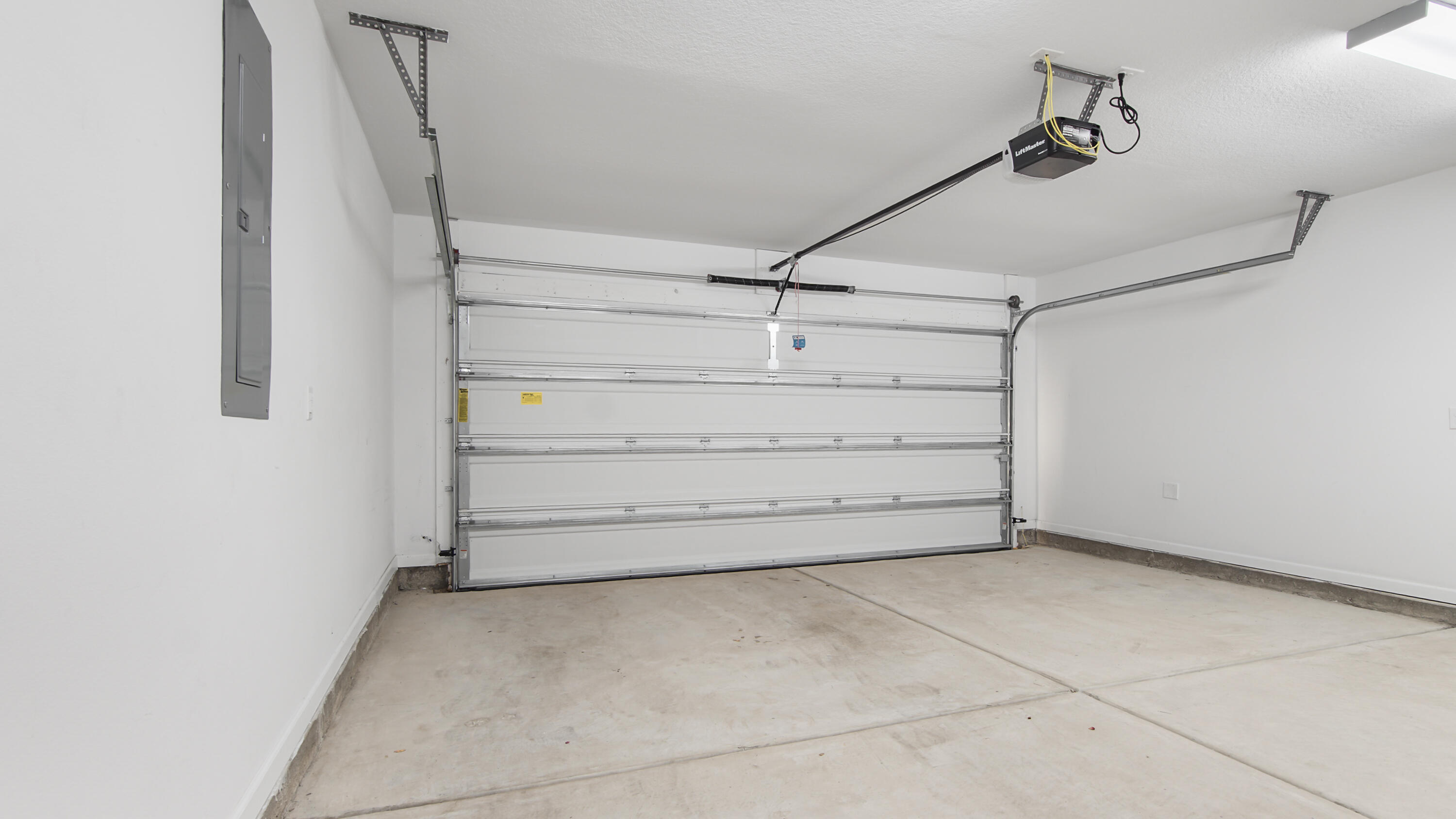 531 Earl Godwin Road Freeport, FL 32439 - Photo 6 of 57 DSC04037