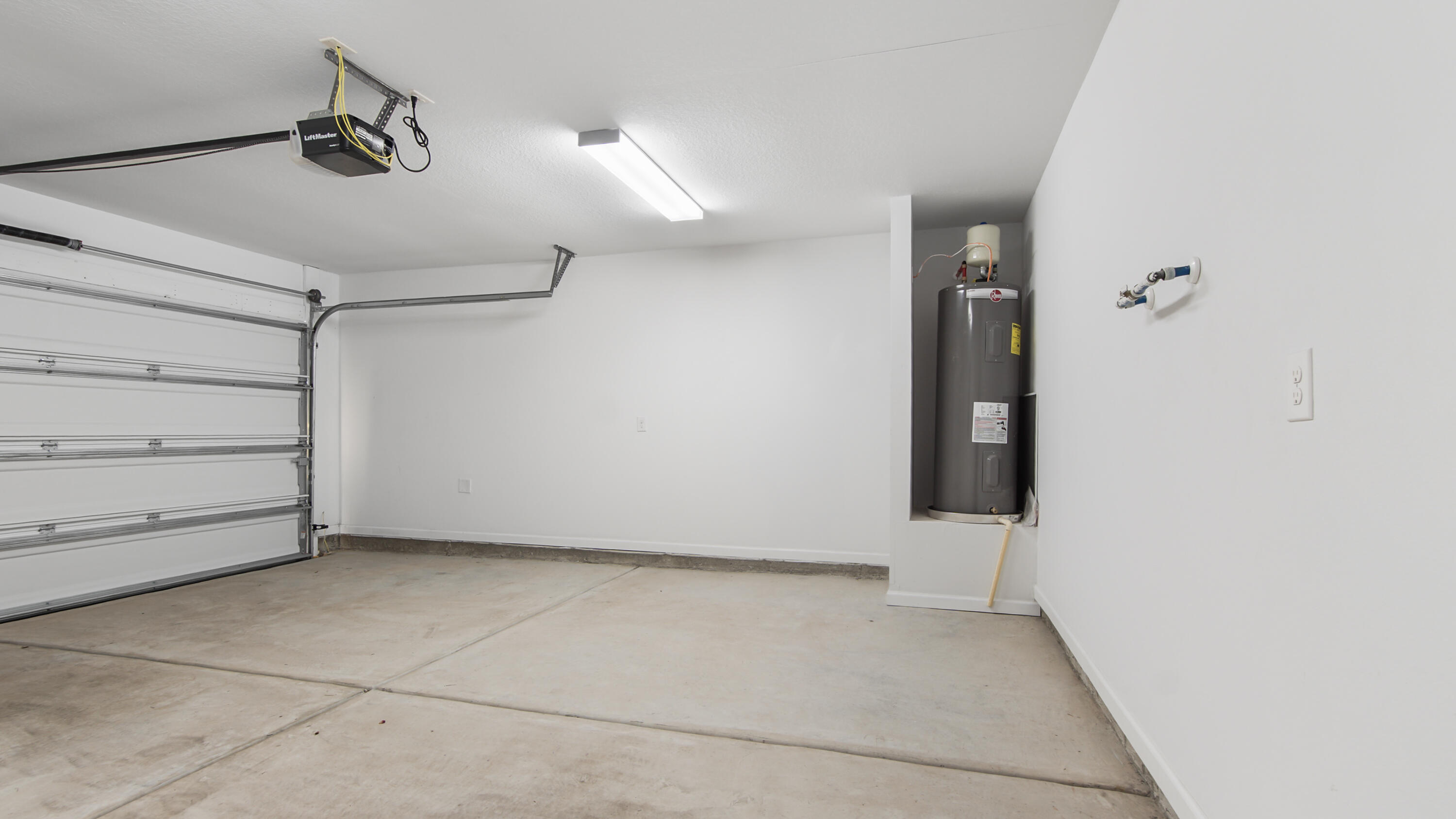 531 Earl Godwin Road Freeport, FL 32439 - Photo 7 of 57 DSC04040