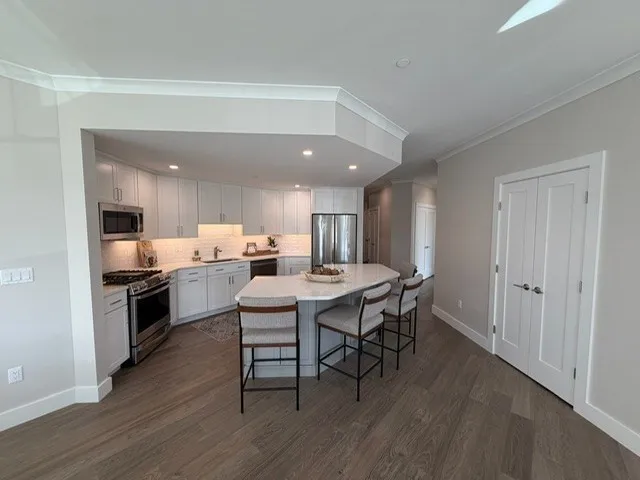 $757,000 | 55 Pointe Place, Unit 201, Dover, NH 03820