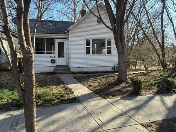 $149,000 | 831 Ottawa Street, Leavenworth, KS 66048