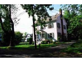 135 Thaxter Road Portsmouth, NH 03801 - Photo 4 of 7 Gallery Image 4