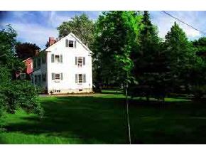 135 Thaxter Road Portsmouth, NH 03801 - Photo 7 of 7 Gallery Image 7