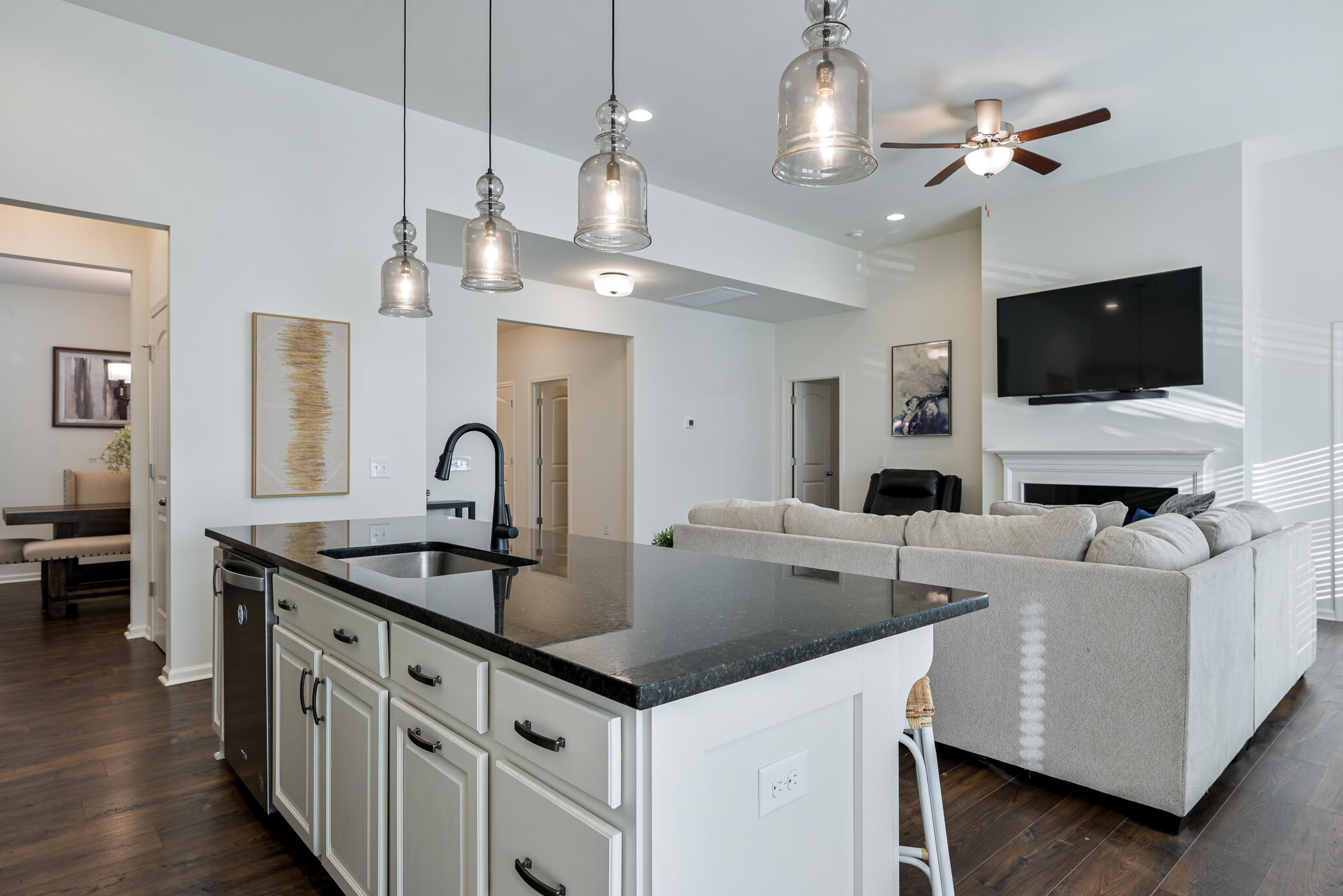 527 Killdeer Road Summerville, SC 29486 - Photo 11 of 55 527 Killdeer Refresh-12