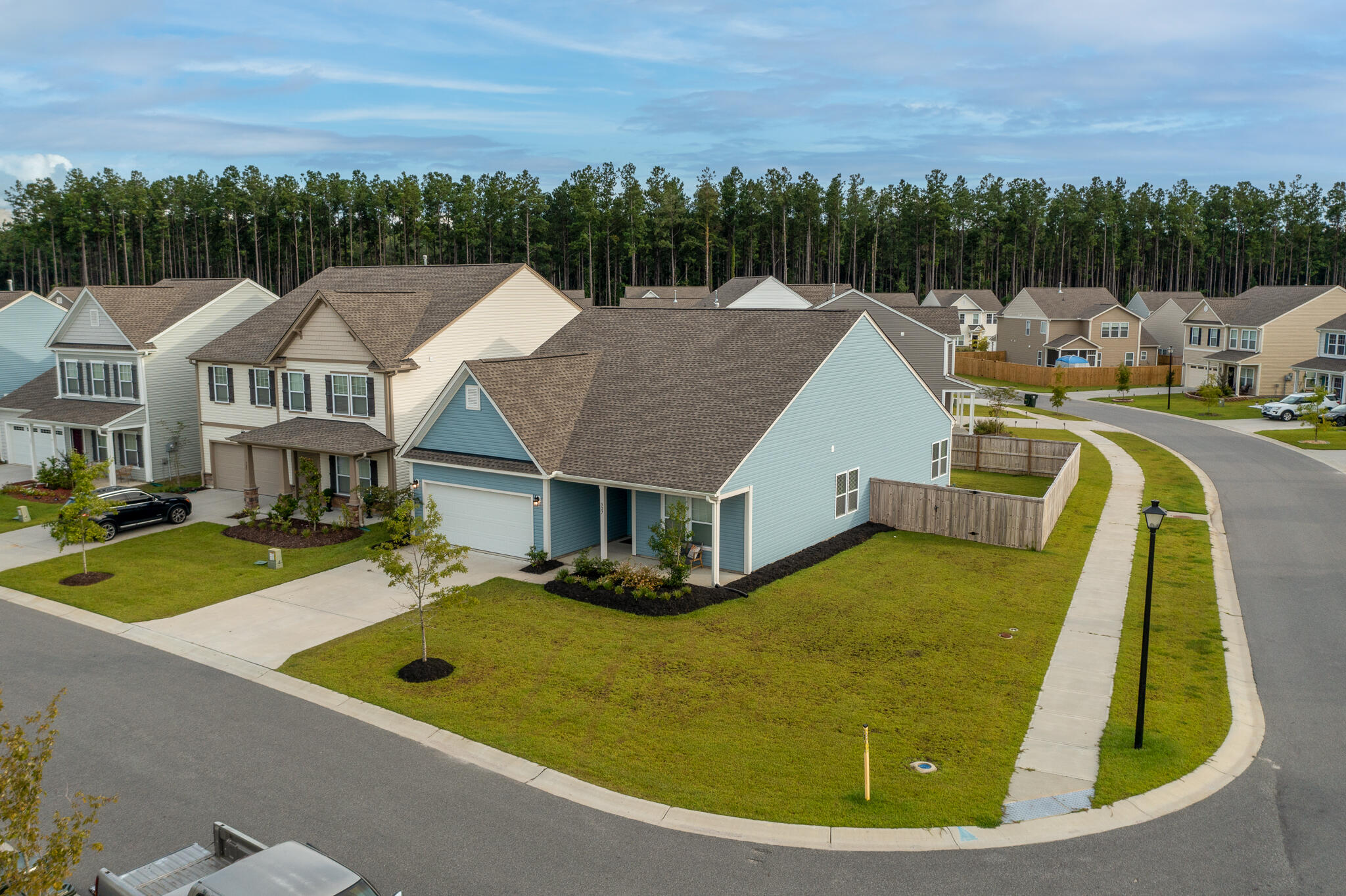 527 Killdeer Road Summerville, SC 29486 - Photo 3 of 55 547 Killdeer-3