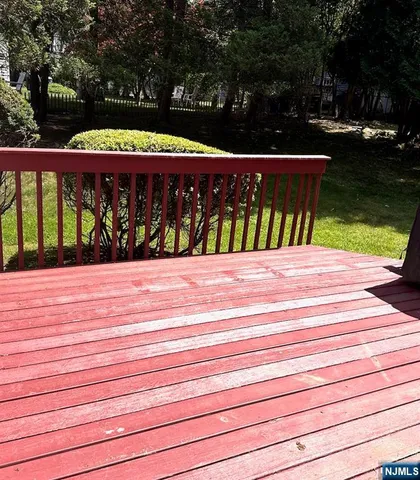 $995,000 | 26 Garnett Place, Norwood, NJ 07648