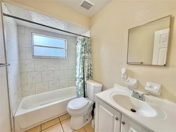 $1,250 | 2571 Elm Avenue, Lake Wales, FL 33898