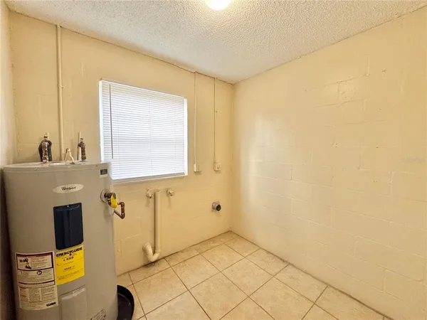 $1,250 | 2571 Elm Avenue, Lake Wales, FL 33898