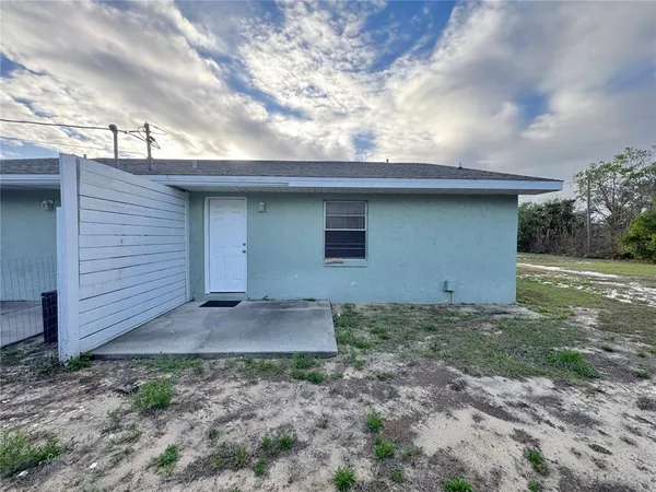 $1,250 | 2571 Elm Avenue, Lake Wales, FL 33898