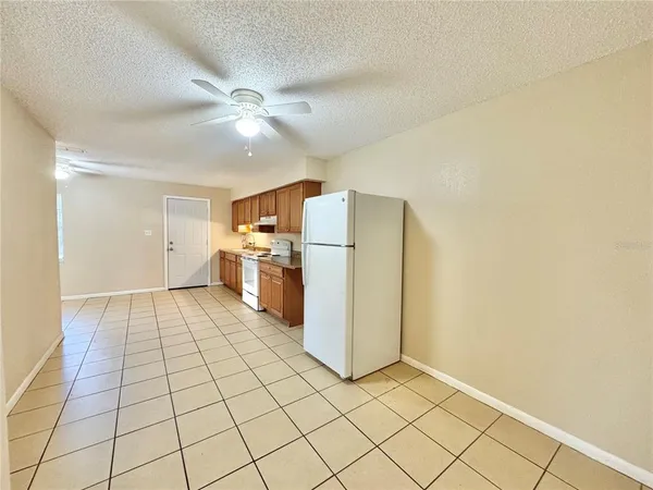 $1,250 | 2571 Elm Avenue, Lake Wales, FL 33898