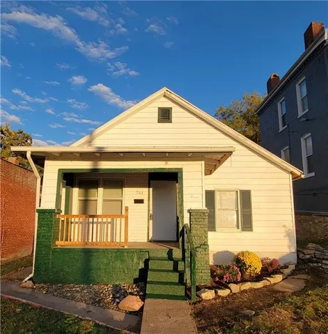 $74,000 | 711 North Fourth Street, St. Joseph, MO 64501