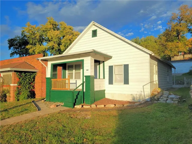 $74,000 | 711 North Fourth Street, St. Joseph, MO 64501