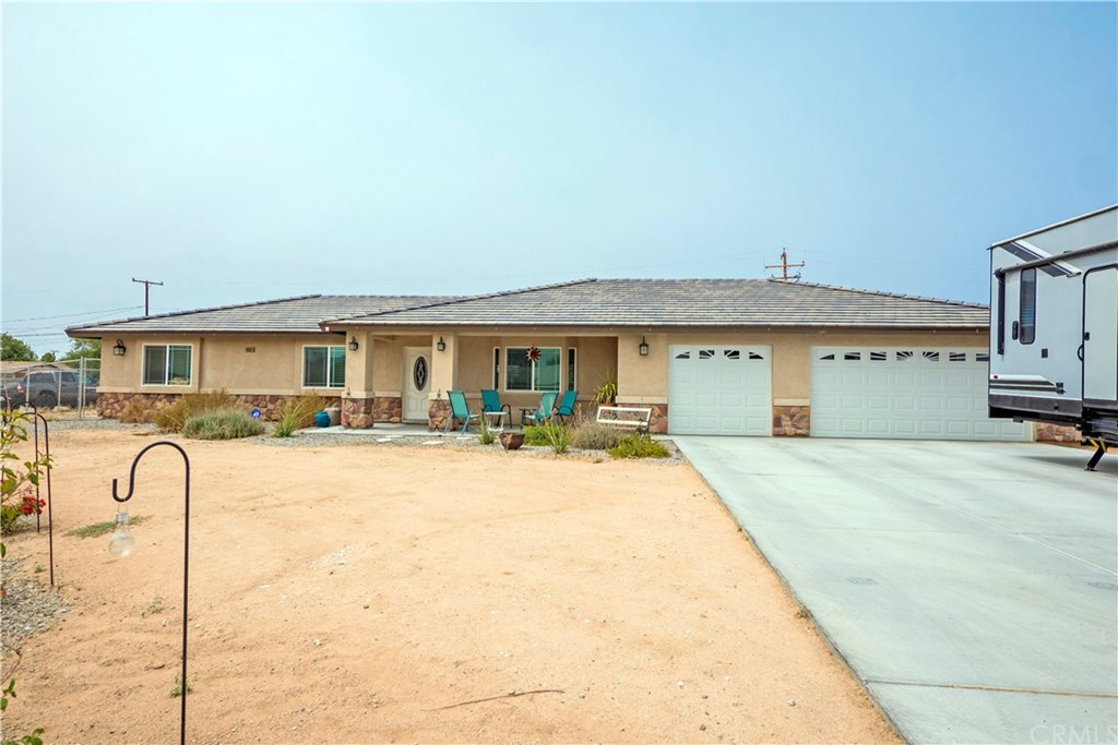 14682 Temecula Road Apple Valley, CA 92307 - Photo 1 of 44