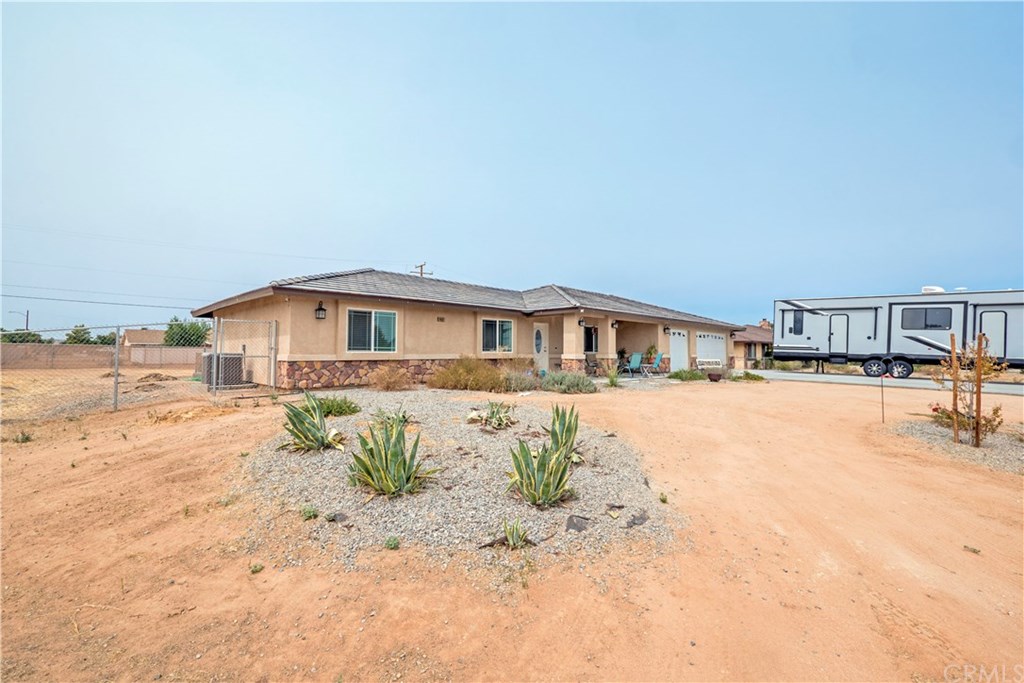 14682 Temecula Road Apple Valley, CA 92307 - Photo 39 of 44