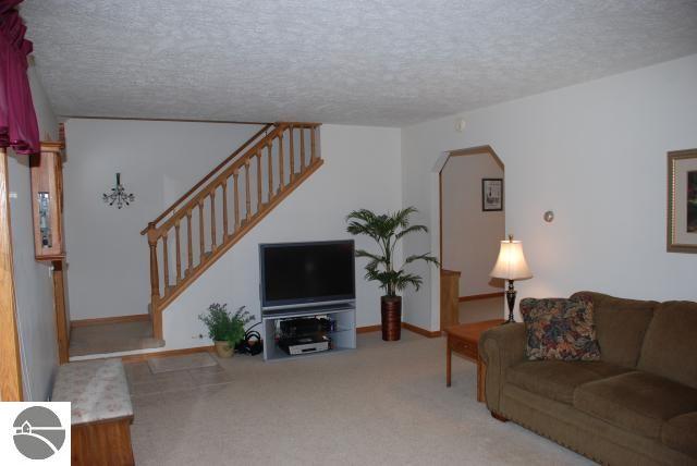 5381 Harris Road Traverse City, MI 49684 - Photo 10 of 15 1710913-9.JPG