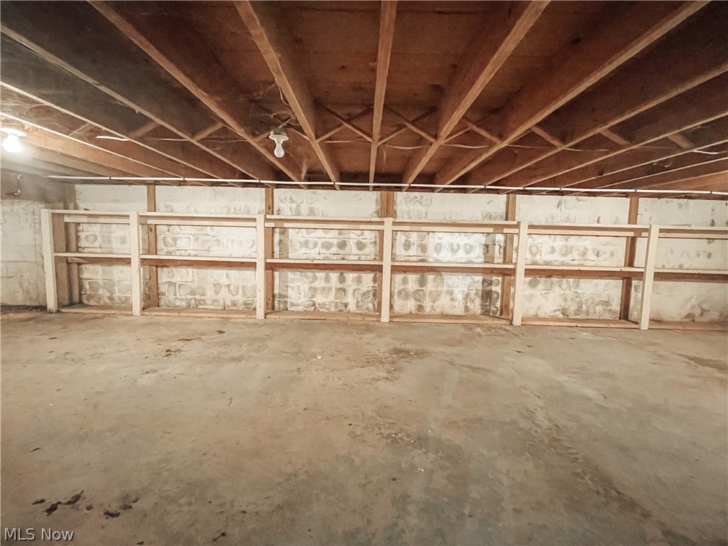 8140 Norwalk Road Litchfield, OH 44253 - Photo 24 of 35 Basement Crawl Space