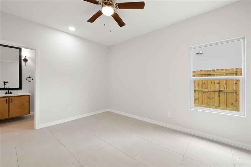 4217 Hummingbird Avenue McAllen, TX 78504 - Photo 13 of 15