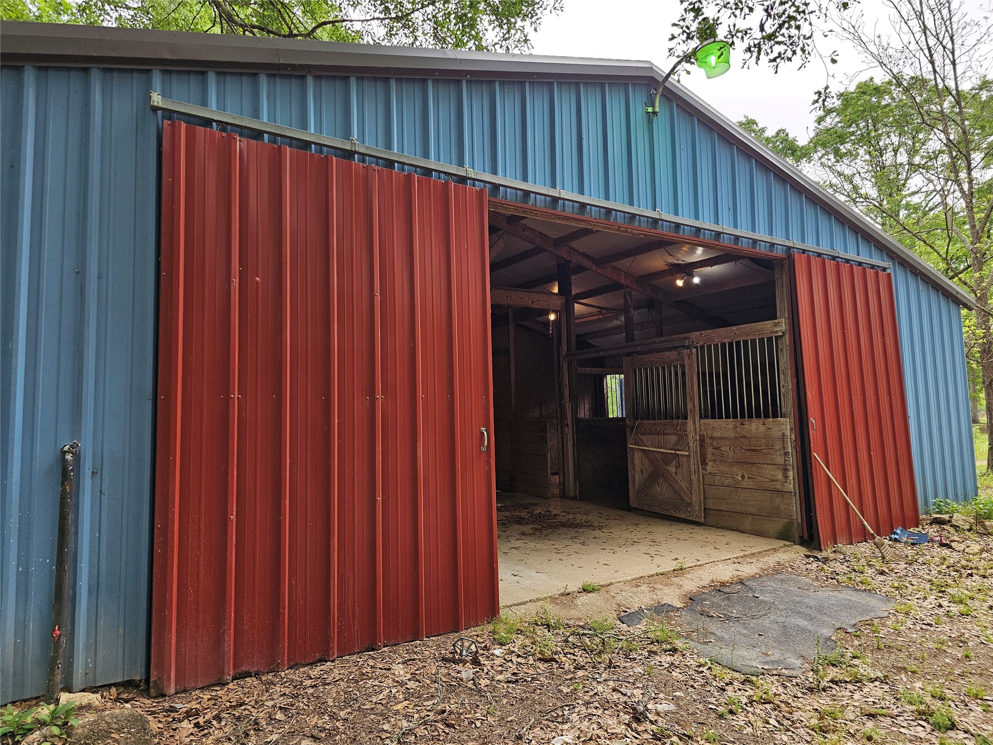 15784 Tree Monkey Road Conroe, TX 77303 - Photo 36 of 40