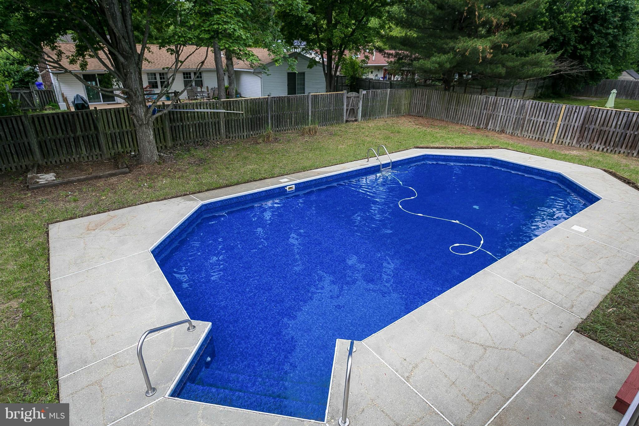 5024 Nicholas Road Waldorf, MD 20601 - Photo 3 of 23 Exterior (Rear)