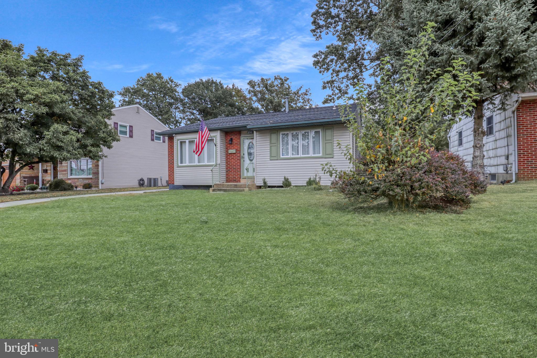231 South Coles Avenue Maple Shade, NJ 08052 - Photo 3 of 46 Gallery Image 3