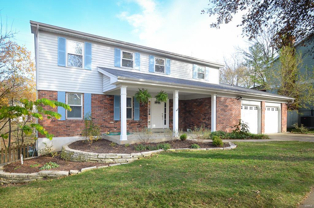 558 Hickory Ridge Court St. Louis, MO 63131 - Photo 1 of 33 Gallery Image 1