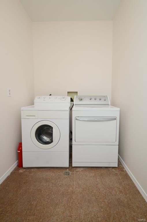 558 Hickory Ridge Court St. Louis, MO 63131 - Photo 13 of 33 Gallery Image 13