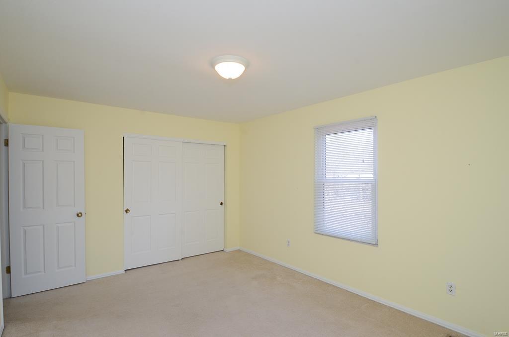 558 Hickory Ridge Court St. Louis, MO 63131 - Photo 22 of 33 Gallery Image 22