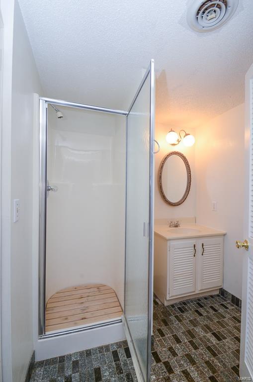 558 Hickory Ridge Court St. Louis, MO 63131 - Photo 29 of 33 Gallery Image 29